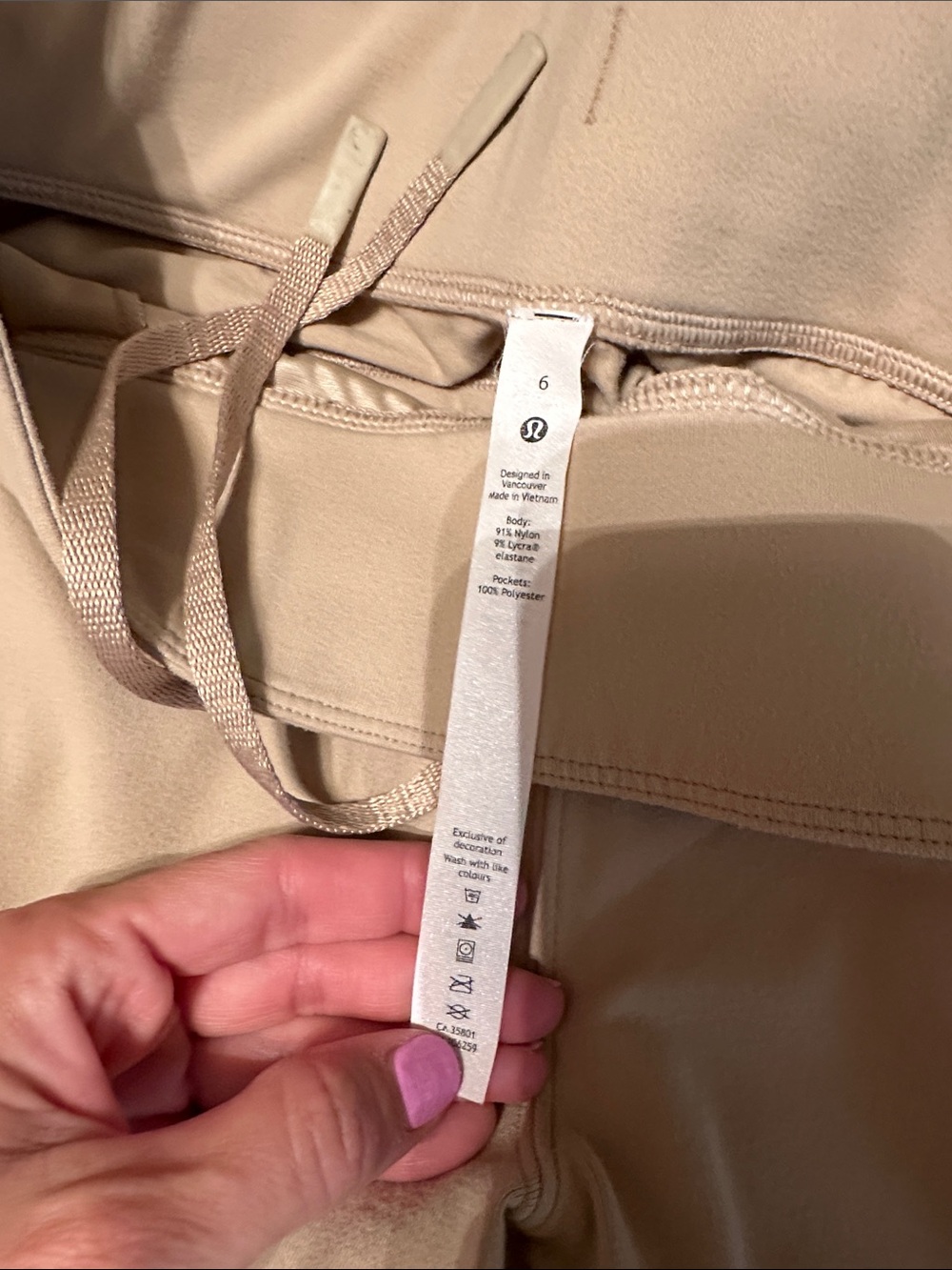 lululemon athletica Beige/Tan Drawstring Waist Joggers size 6 - Picture 3 of 7